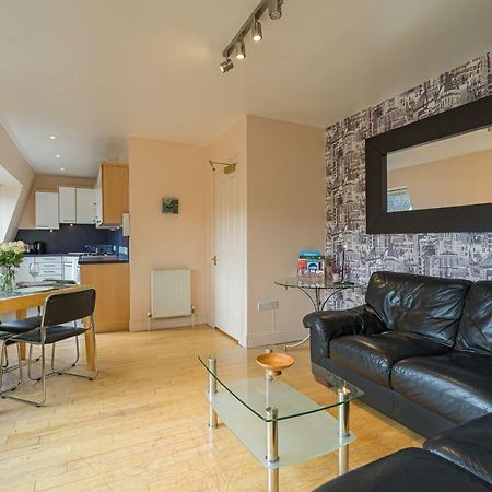 2 Bedroom Central Apartment With Stunning Castle View Edinburgh Kültér fotó