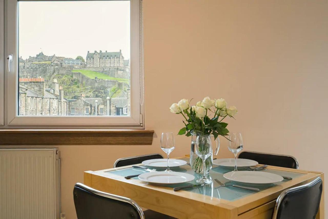 2 Bedroom Central Apartment With Stunning Castle View Edinburgh Kültér fotó