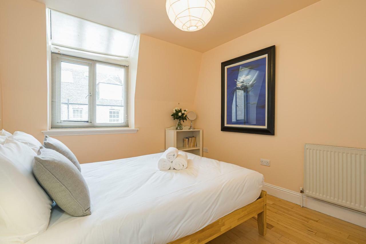 2 Bedroom Central Apartment With Stunning Castle View Edinburgh Kültér fotó